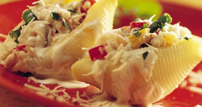 salmon stuffed shells, stuffed salmon shells